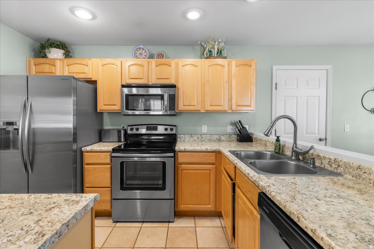 OVERLAKE ESTATES - Residential