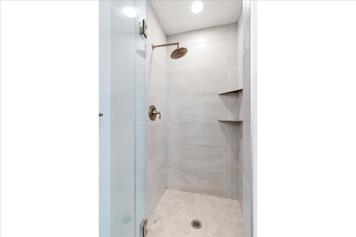 GRANITE RIDGE - Residential