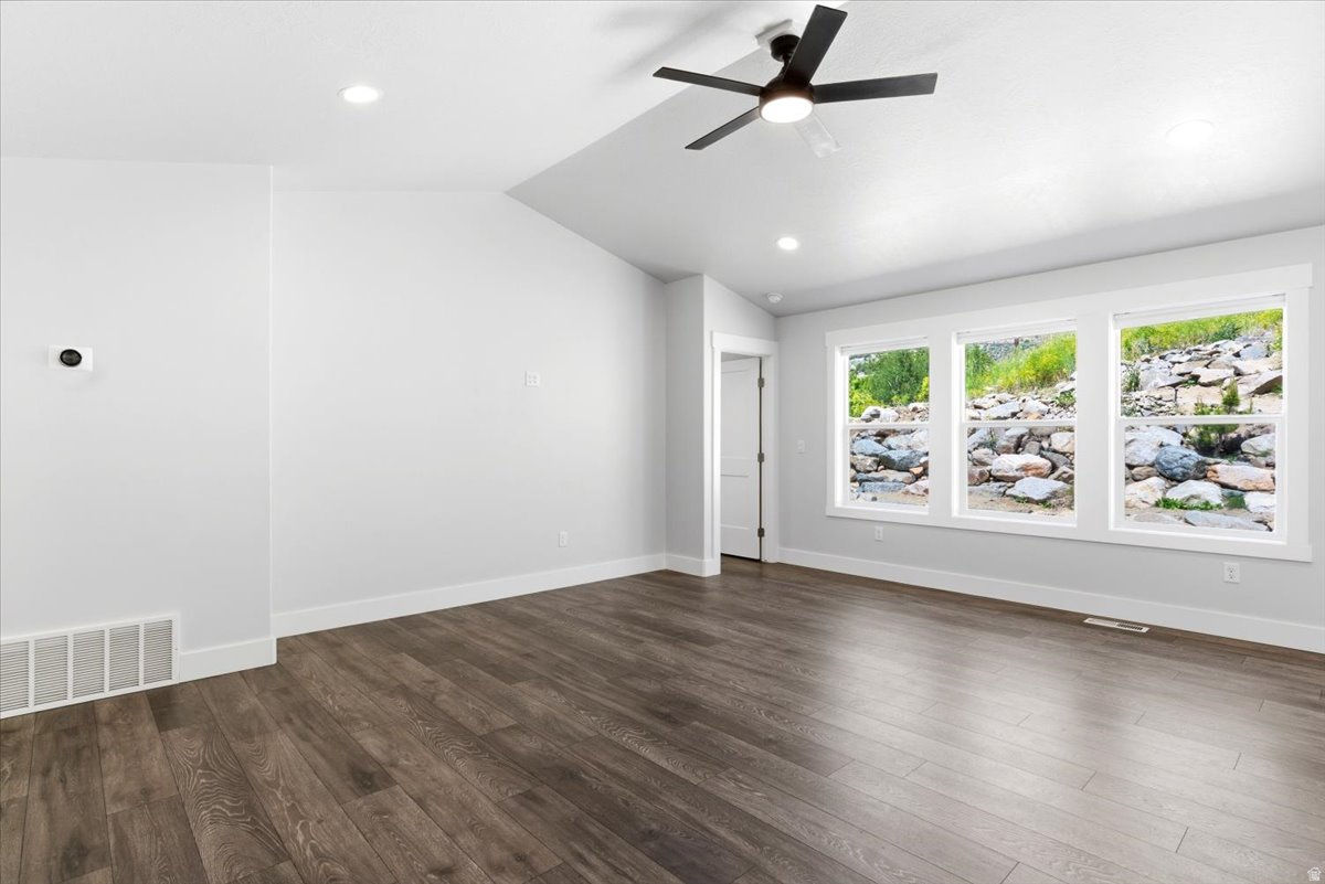 GRANITE RIDGE - Residential