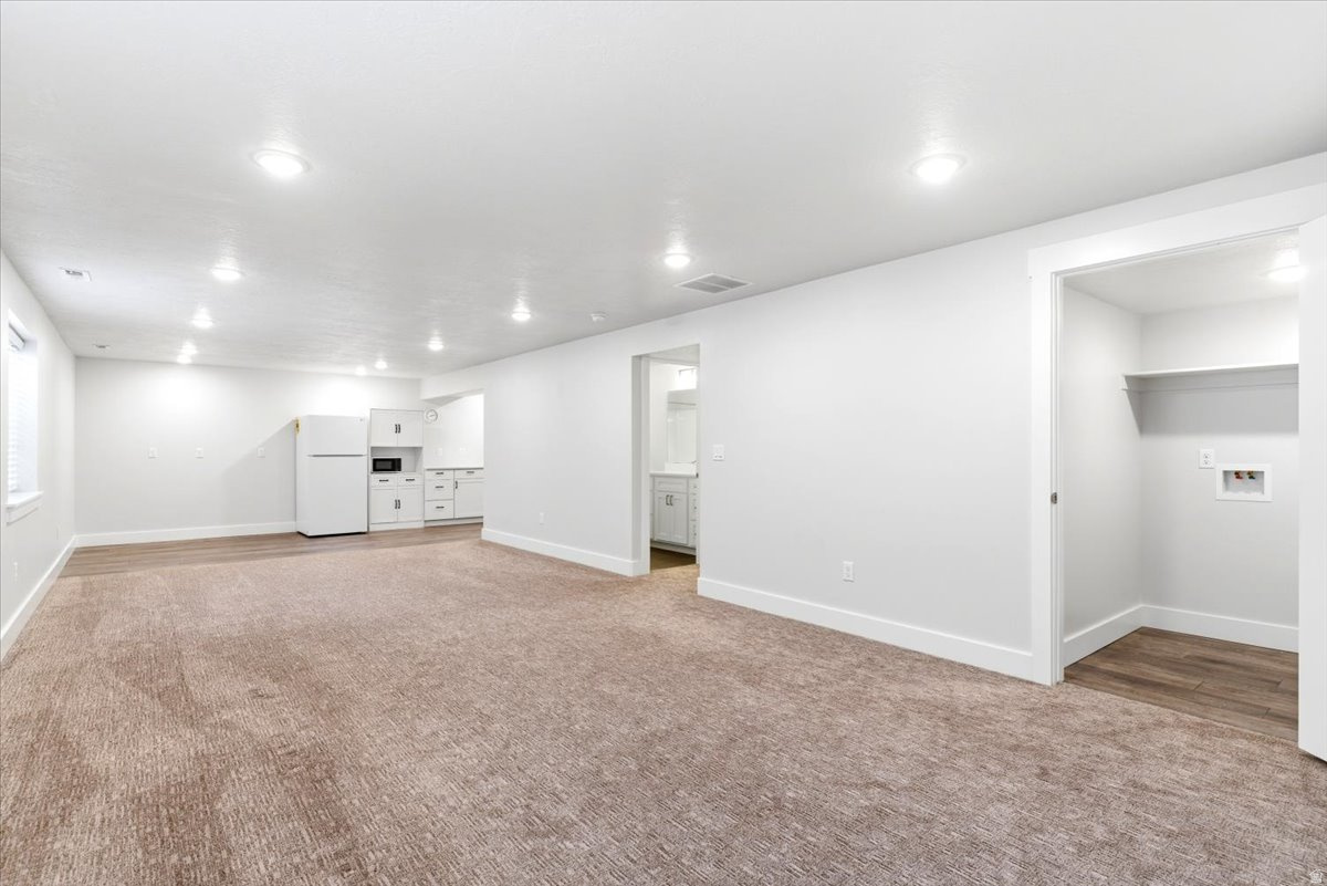 GRANITE RIDGE - Residential