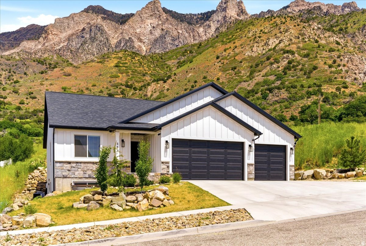 GRANITE RIDGE - Residential