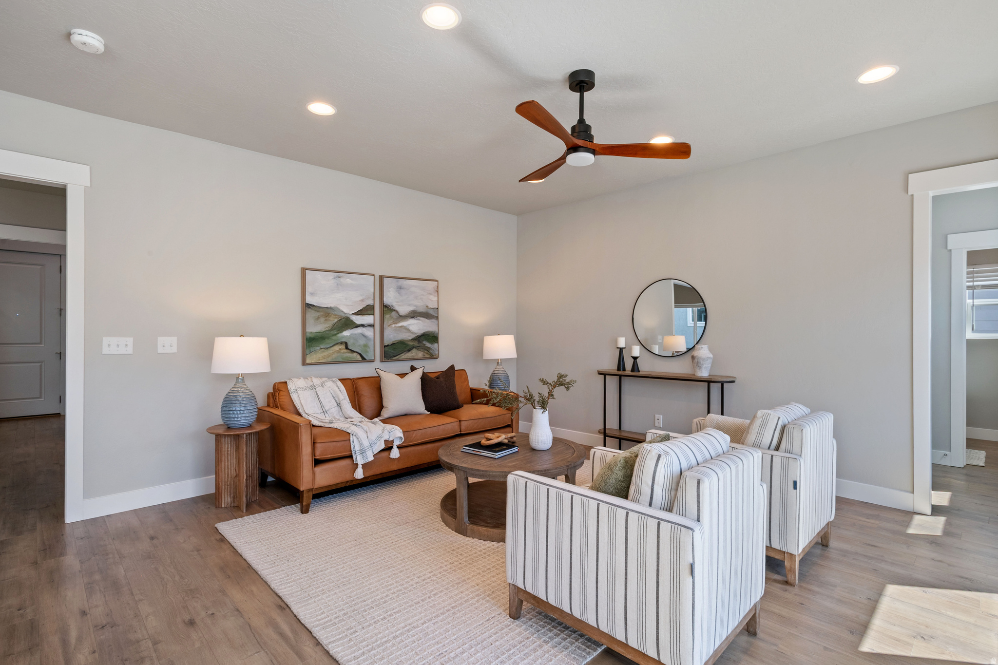 NORTHRIDGE - Residential