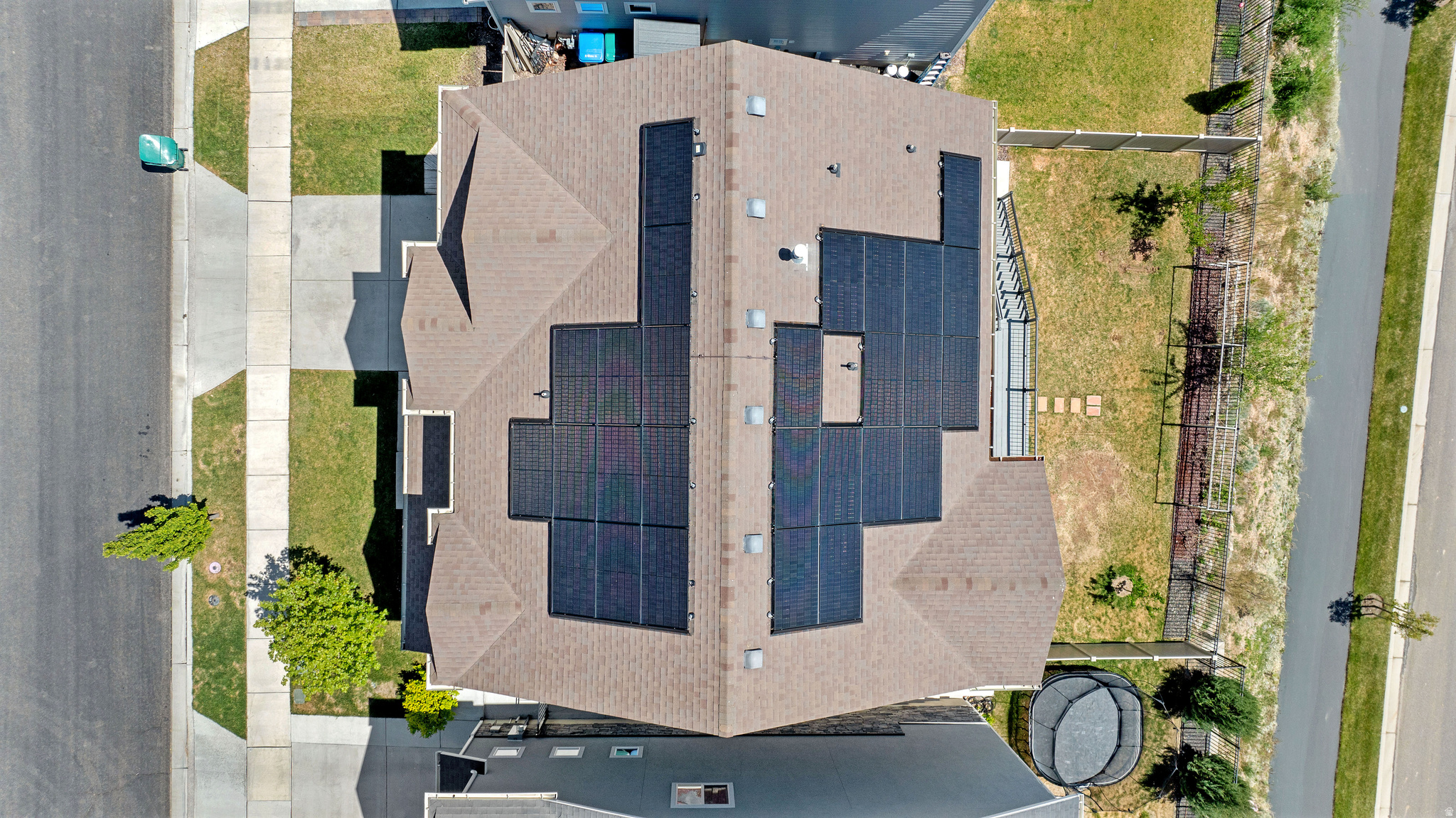 NORTHRIDGE - Residential