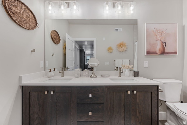 MAYFLOWER LAKESIDE - Residential