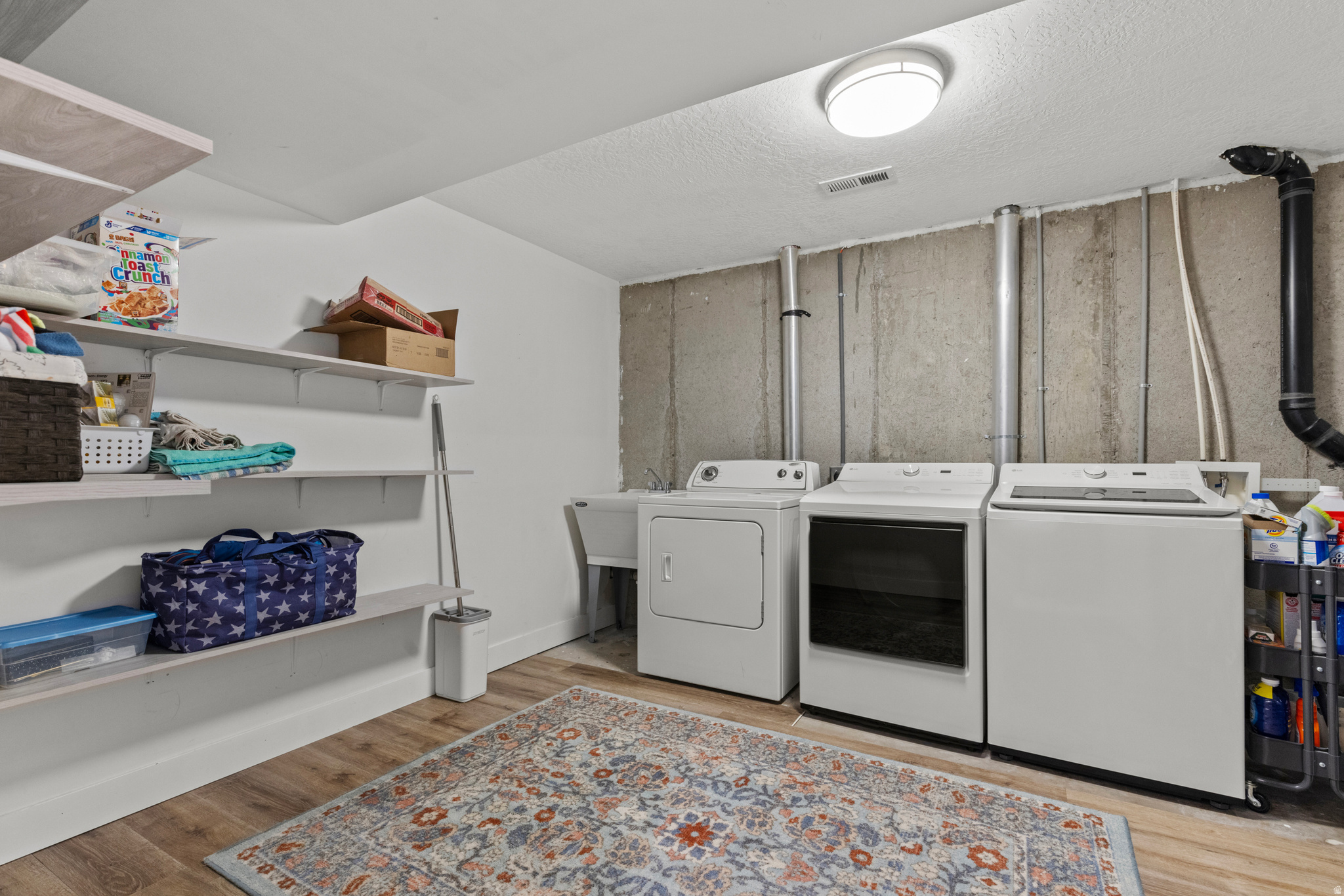 VINEYARDS - Residential