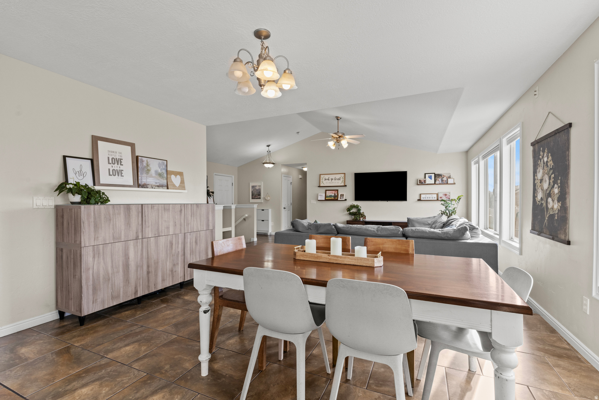 VINEYARDS - Residential