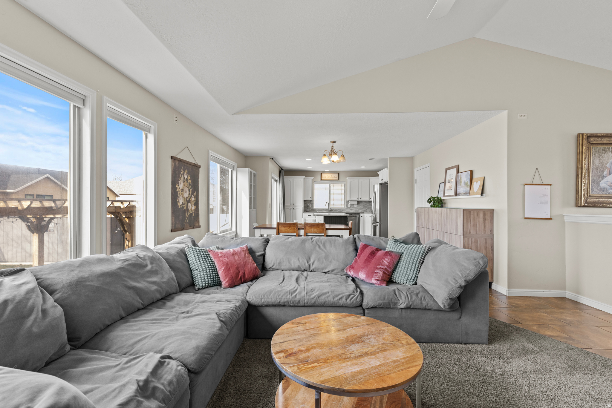 VINEYARDS - Residential