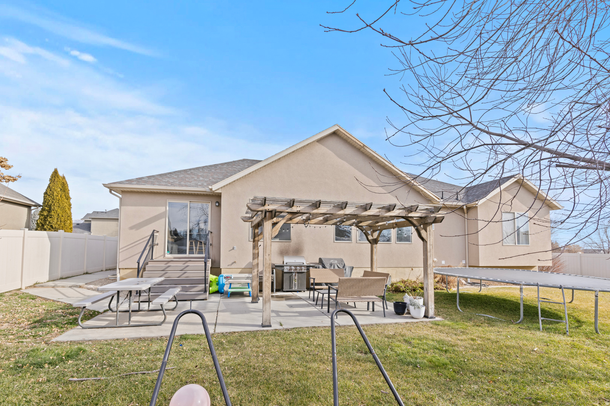 VINEYARDS - Residential