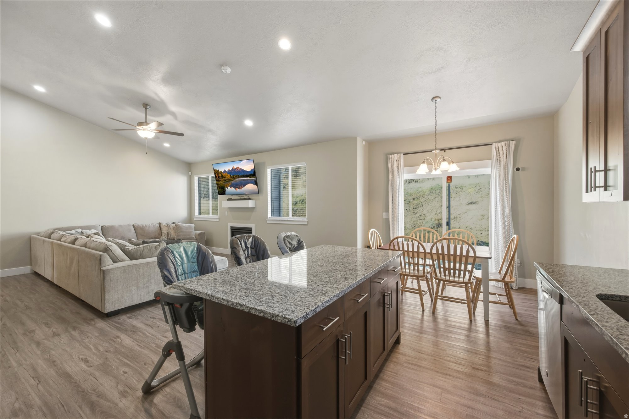 CANYON RIM ESTATES - Residential