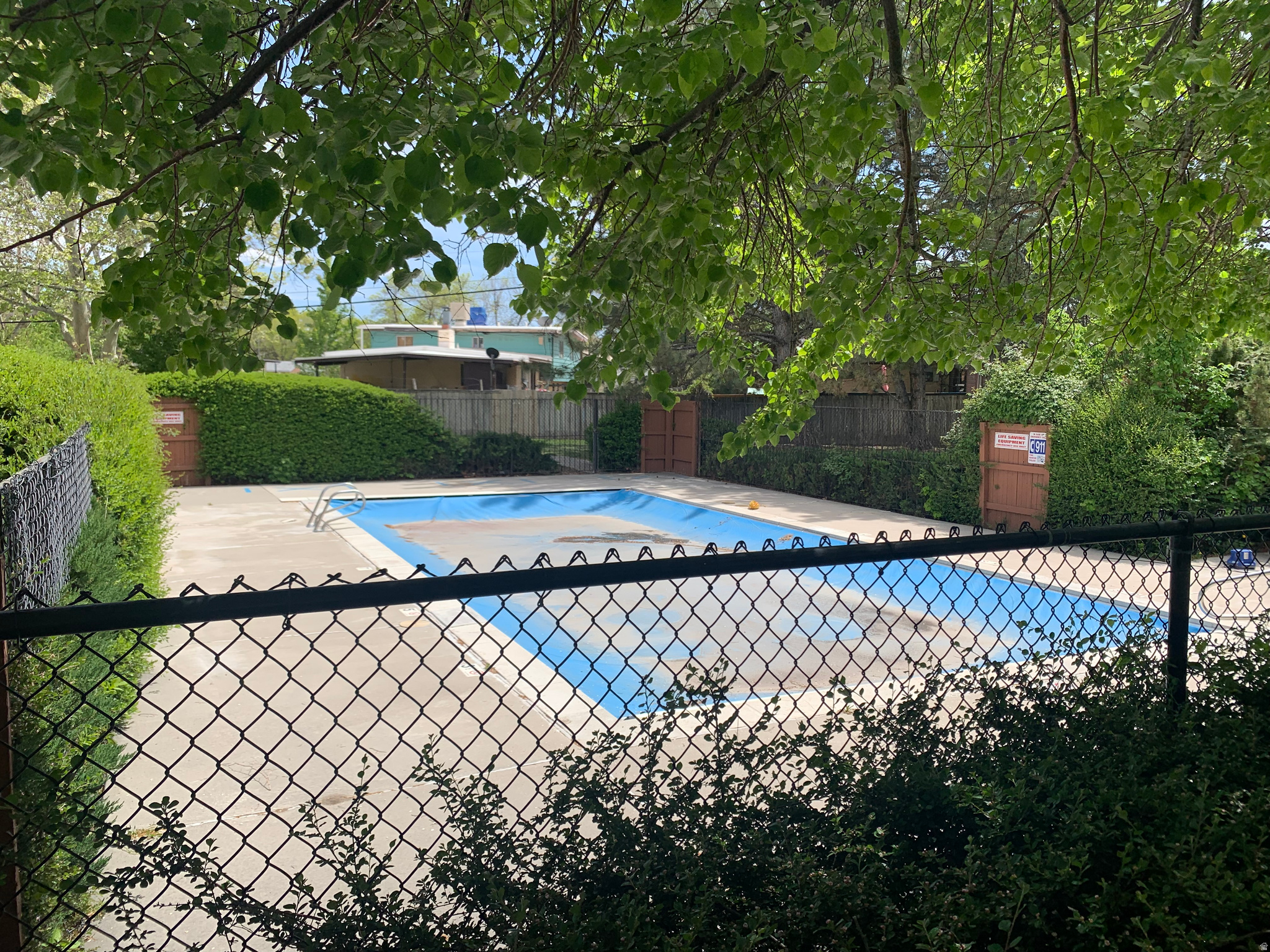 COVENTRY MANOR - Residential