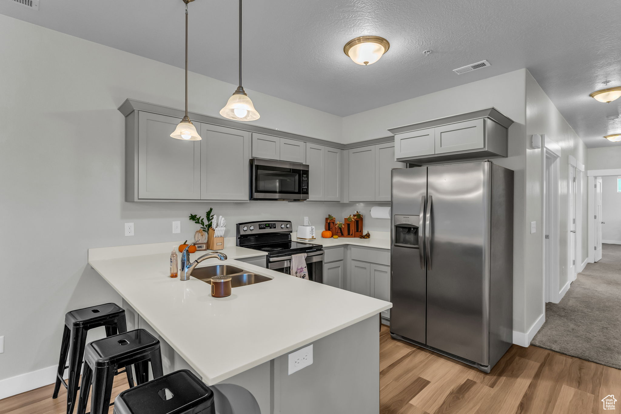 EAGLE VIEW - Residential