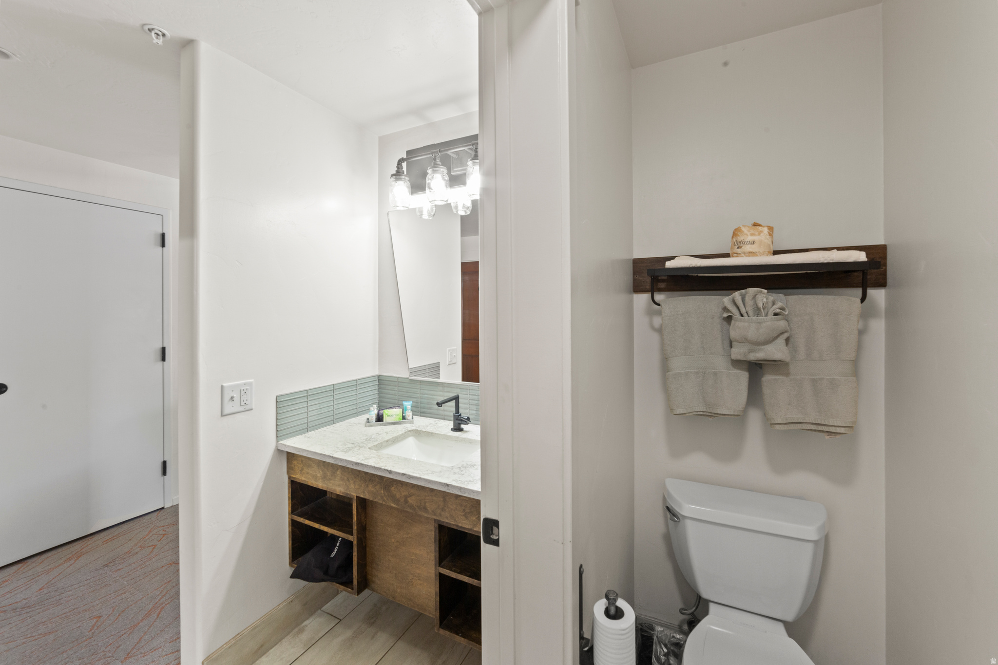 THE GONZO INN - Residential