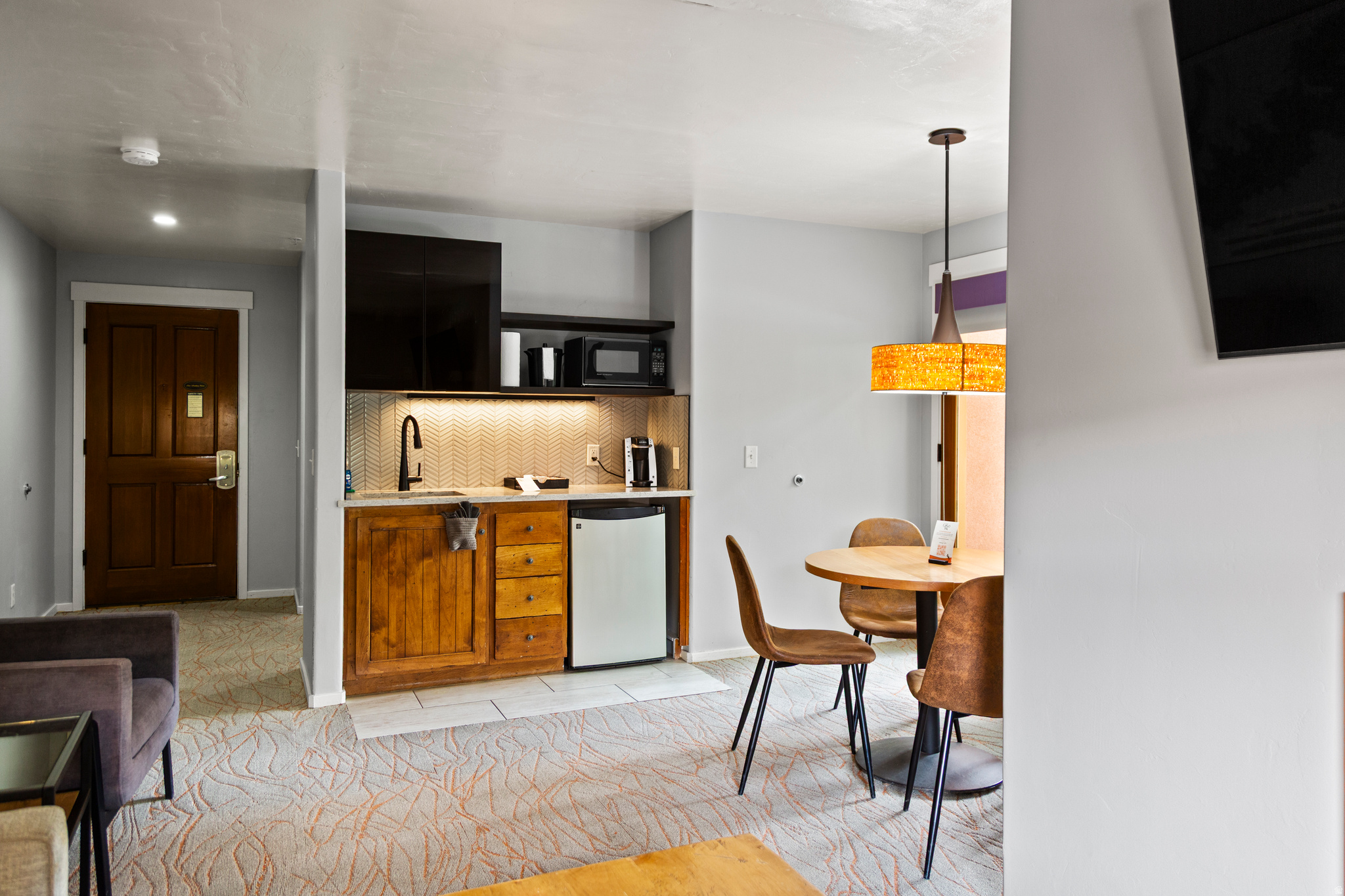 THE GONZO INN - Residential