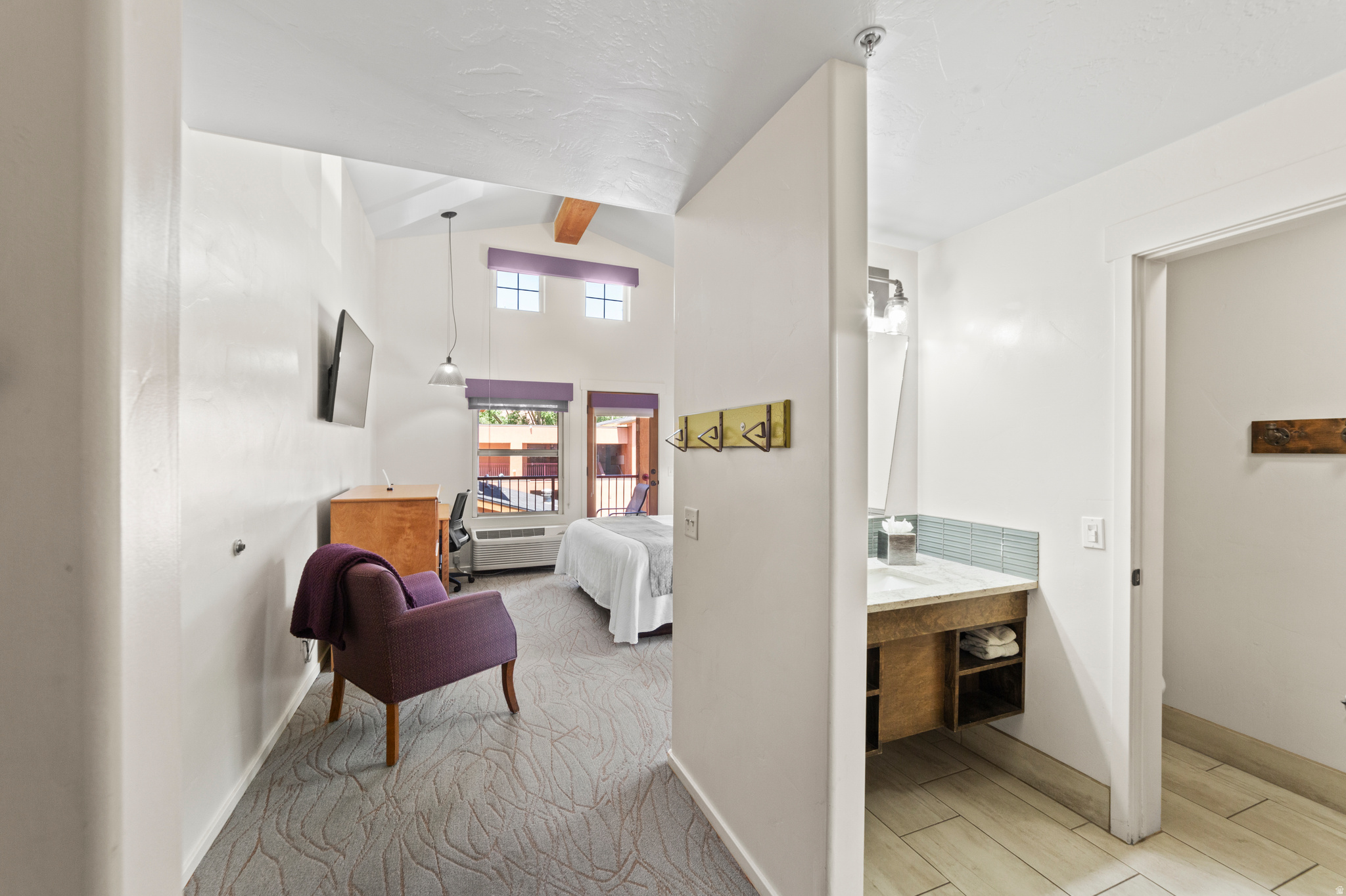 THE GONZO INN - Residential