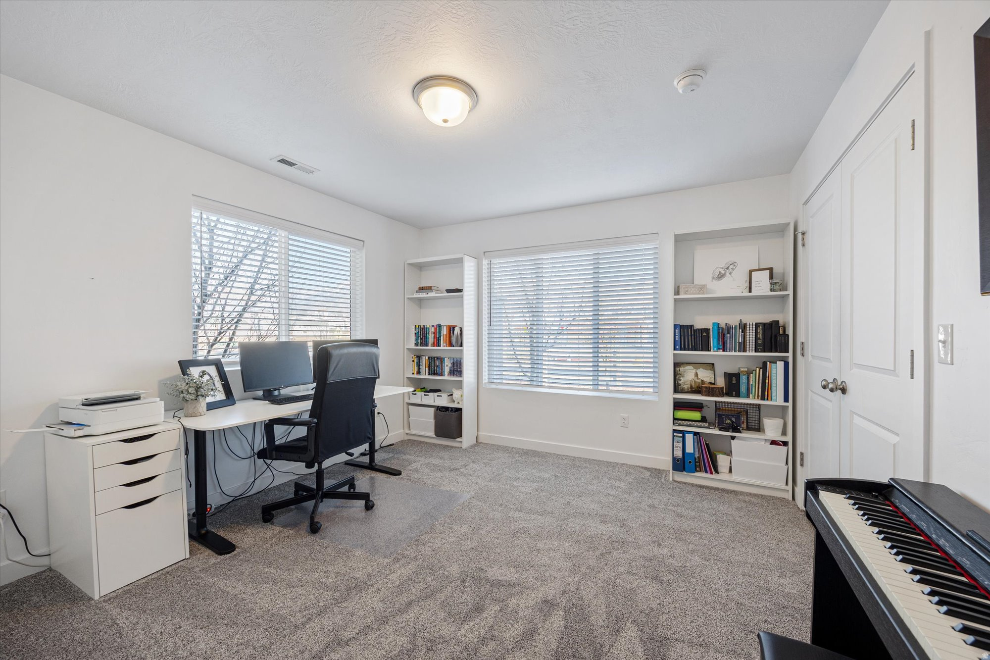 DAY RANCH TOWNS - Residential