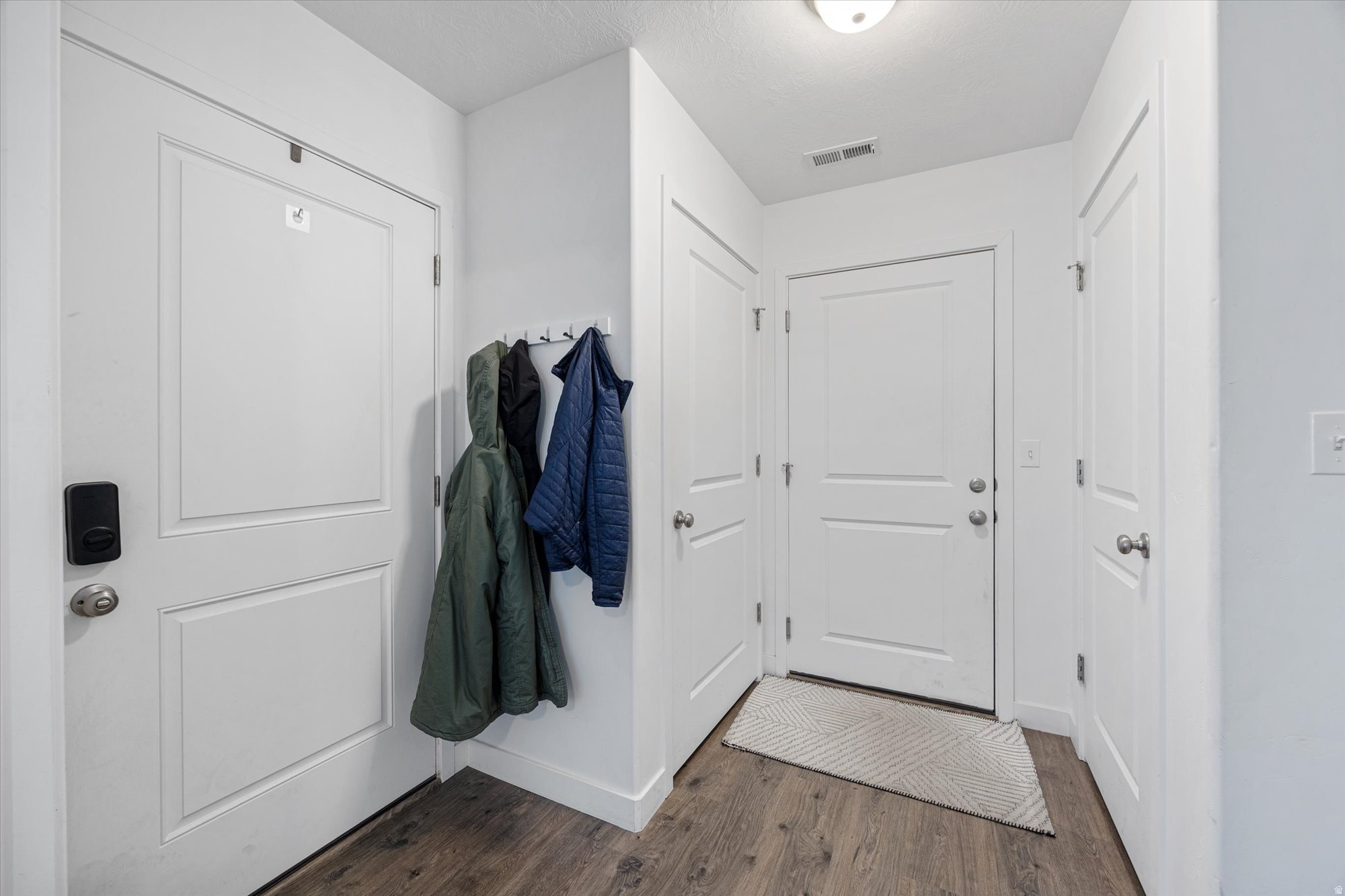 DAY RANCH TOWNS - Residential