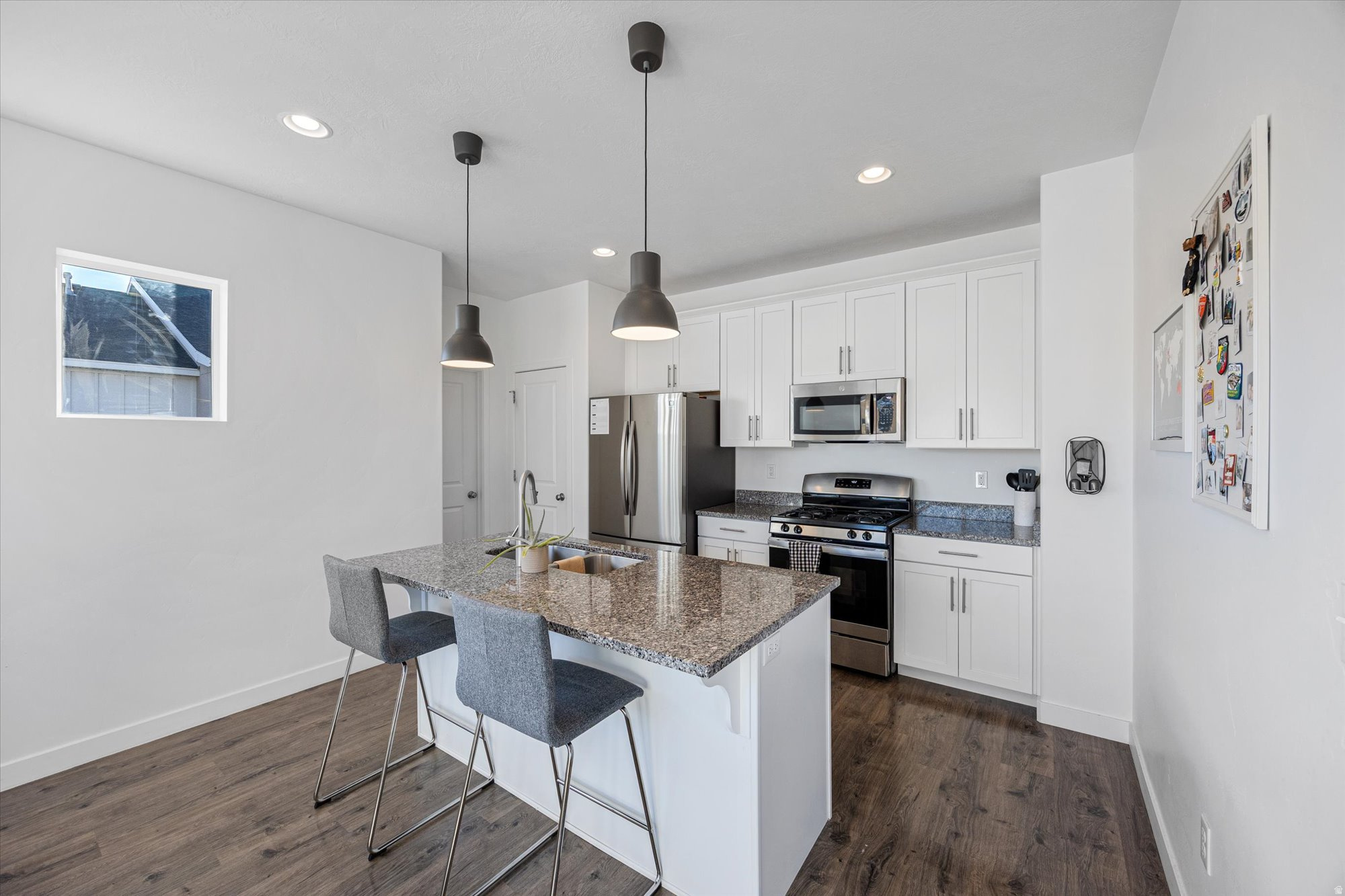 DAY RANCH TOWNS - Residential