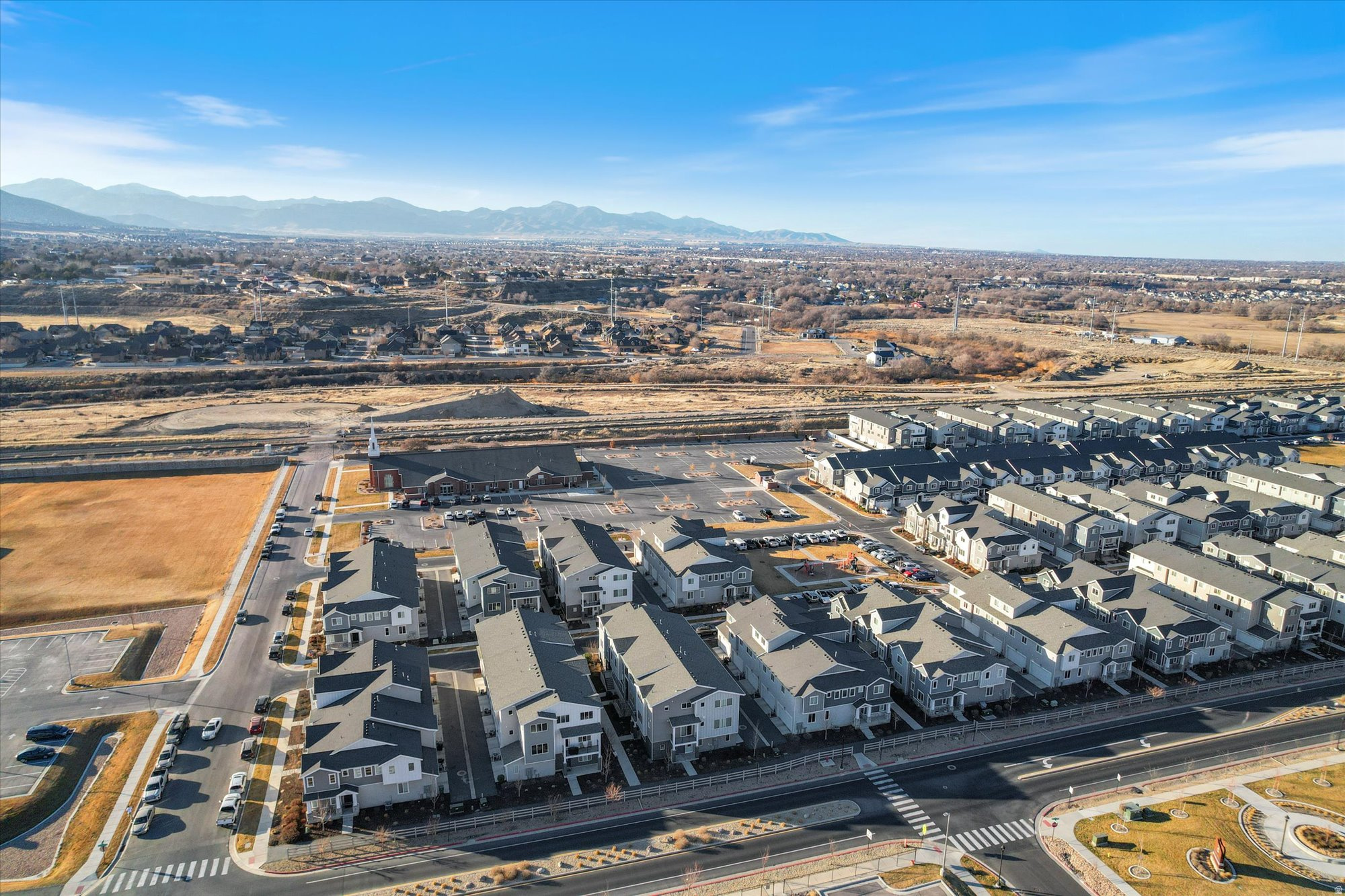 DAY RANCH TOWNS - Residential