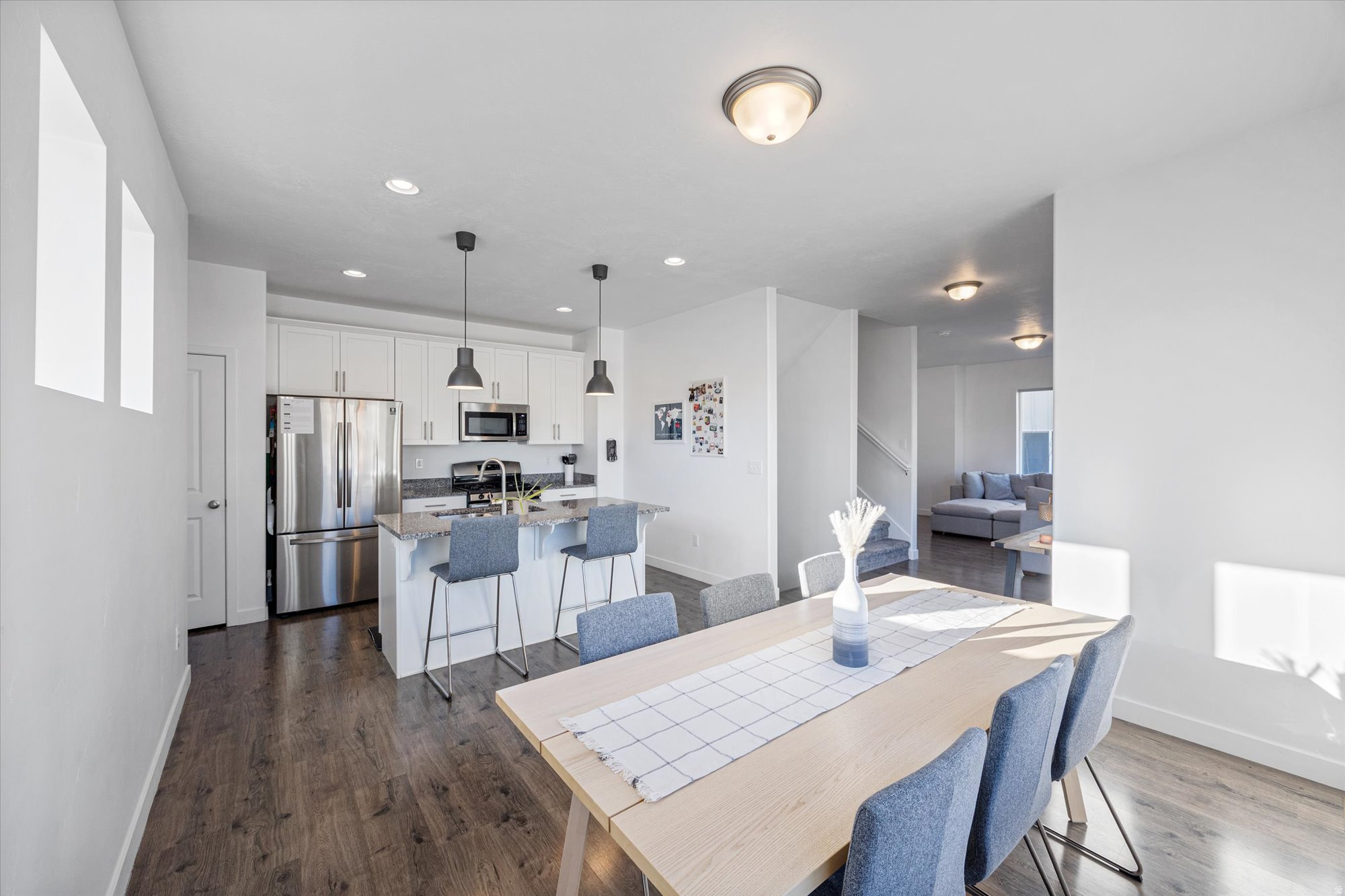 DAY RANCH TOWNS - Residential