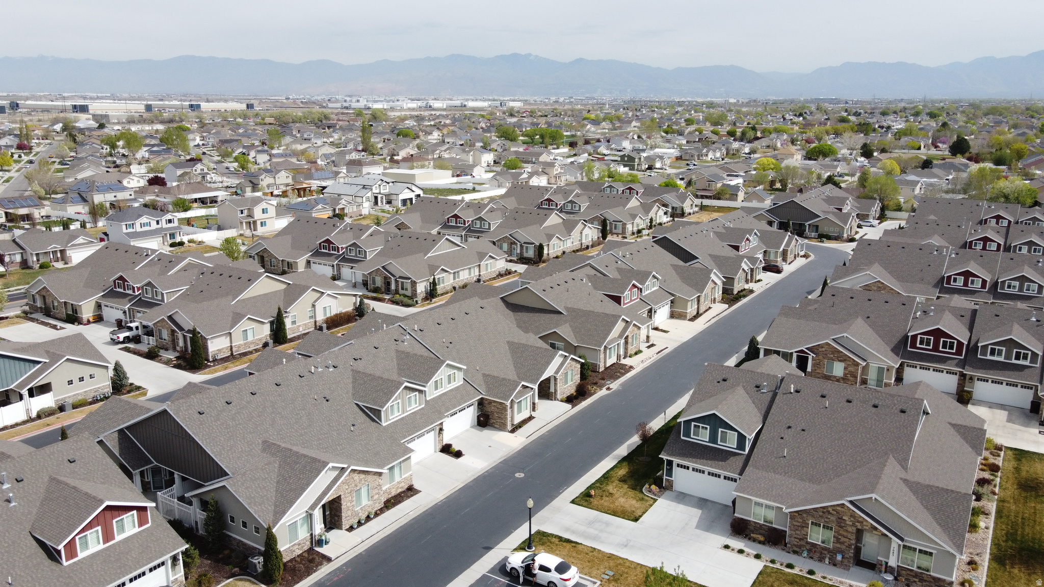 MAJESTIC VIL - Residential