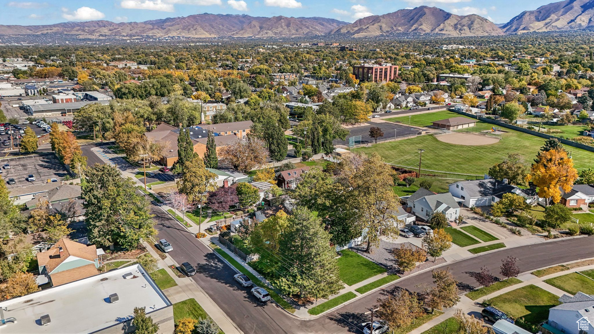 MURRAY HILL GARDENS - Residential