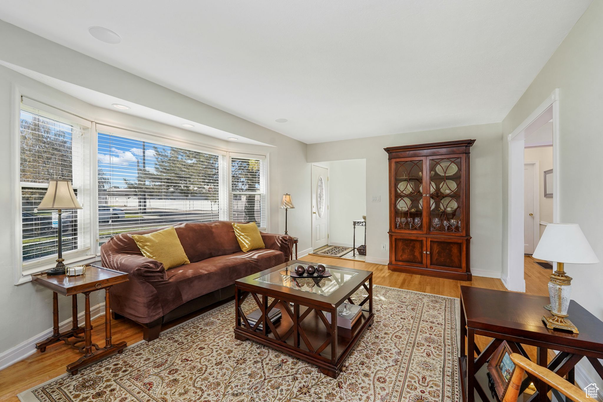 MURRAY HILL GARDENS - Residential