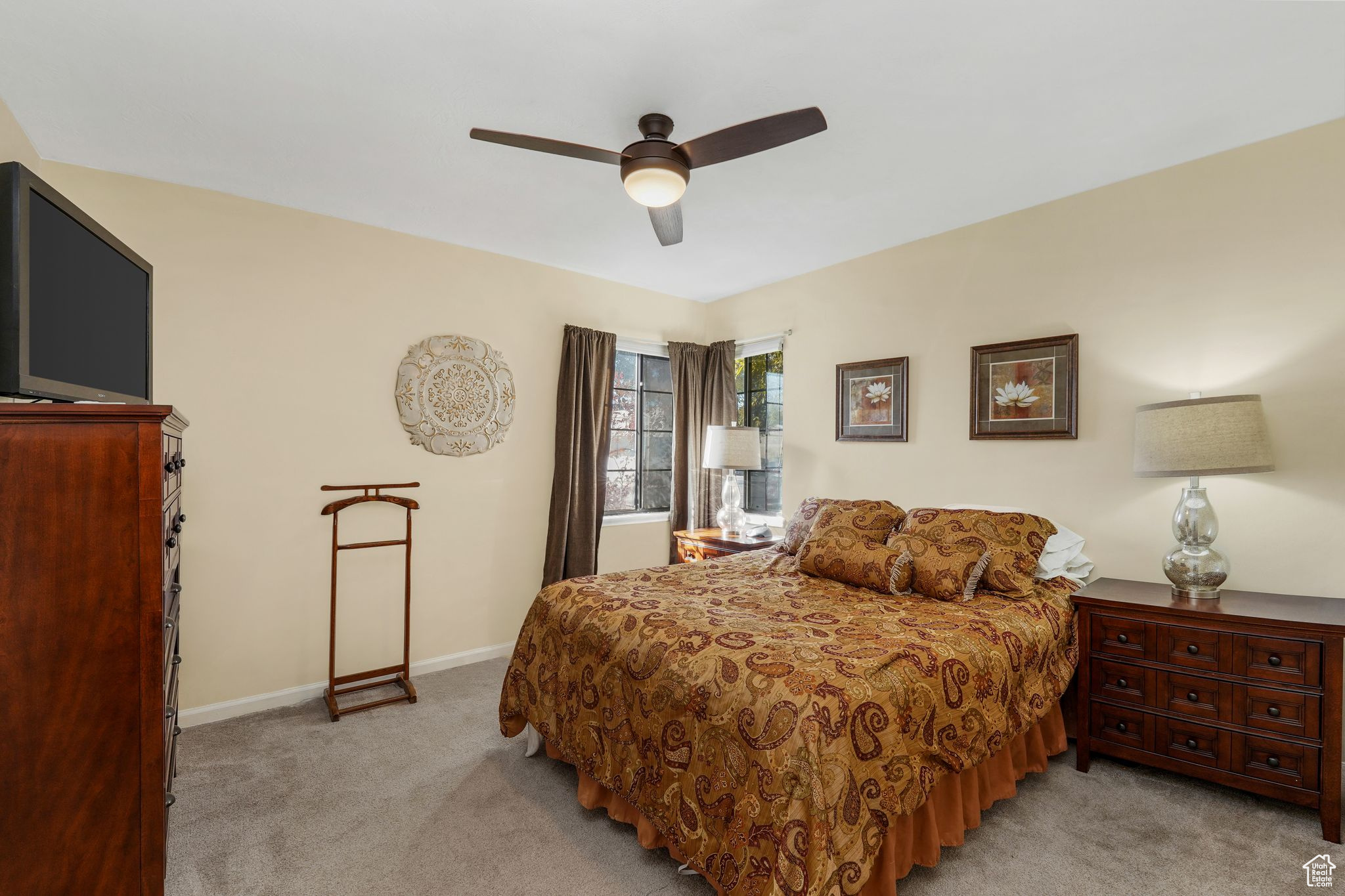 MURRAY HILL GARDENS - Residential