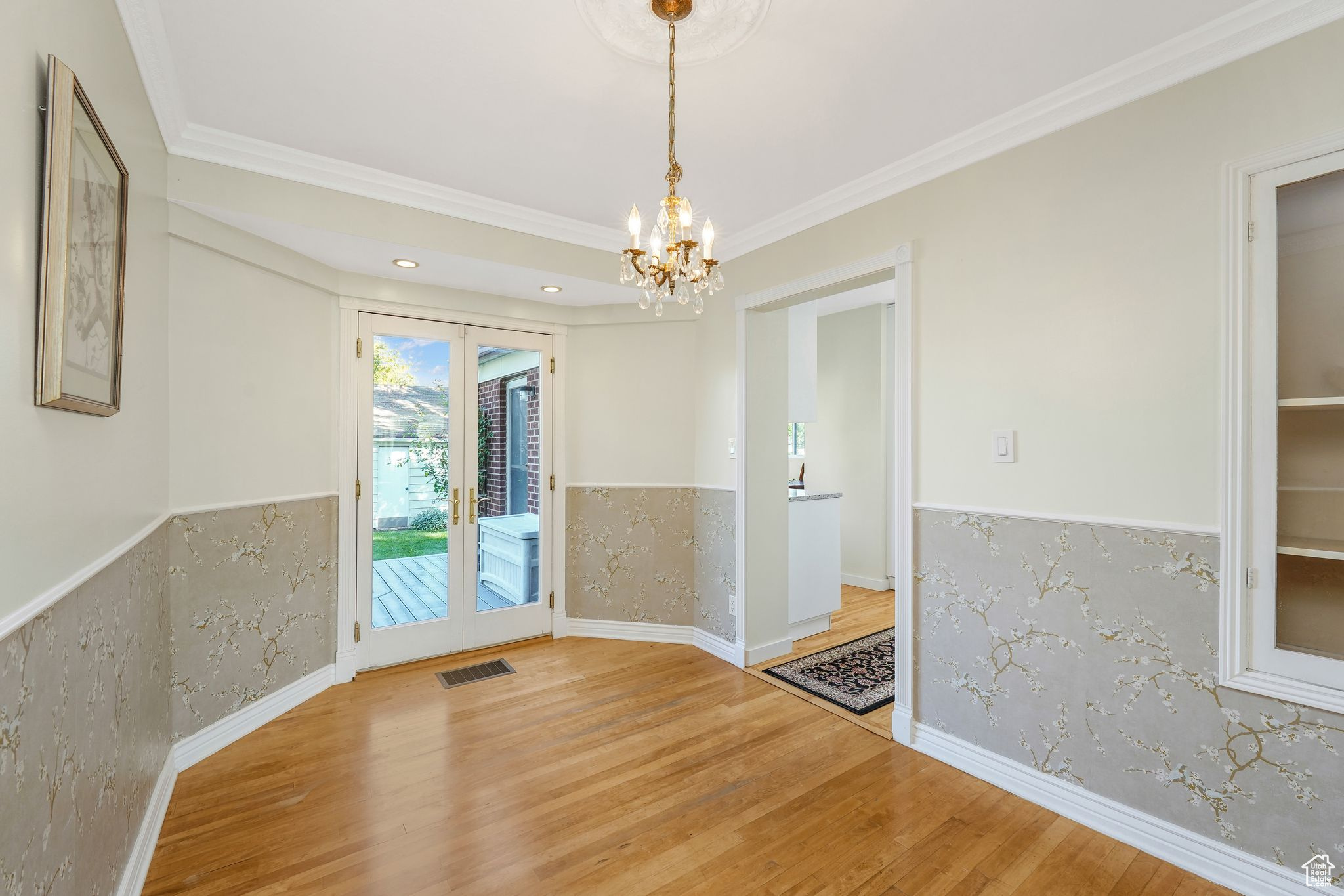 MURRAY HILL GARDENS - Residential