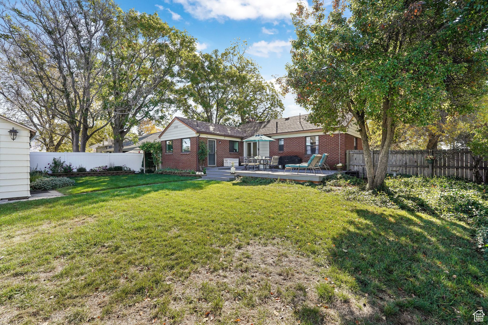 MURRAY HILL GARDENS - Residential