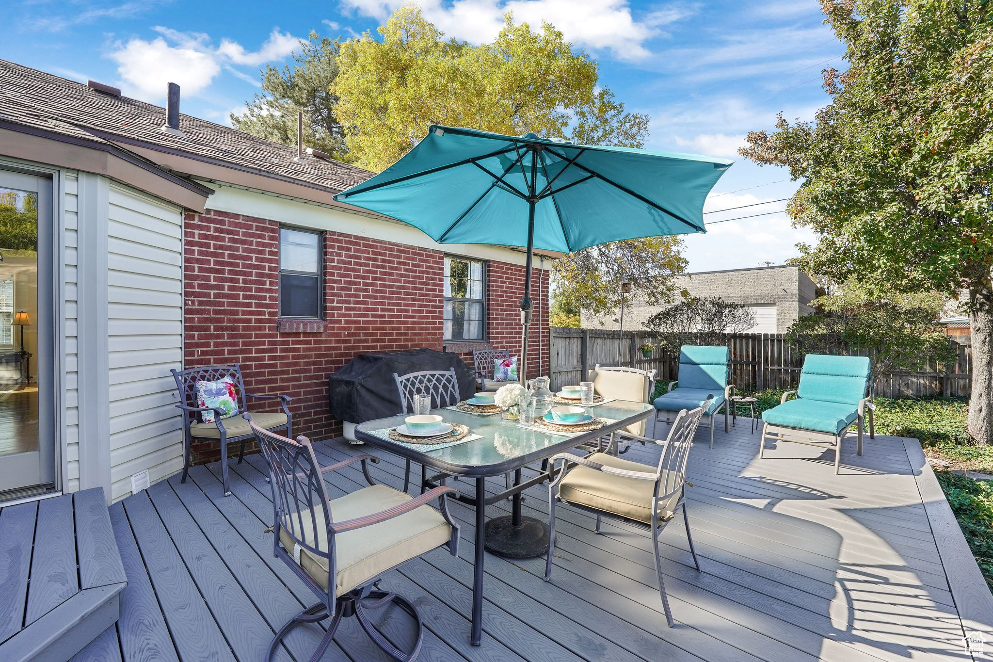 MURRAY HILL GARDENS - Residential