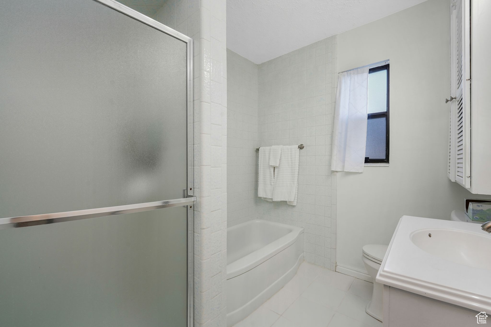 MURRAY HILL GARDENS - Residential