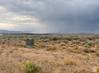 MOUNTAIN SKYS ESTATES - Land