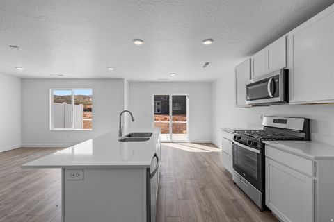 Tiny photo for 2117 S WOLVERINE WAY #2436, Washington, UT 84780 (MLS # 2152613)