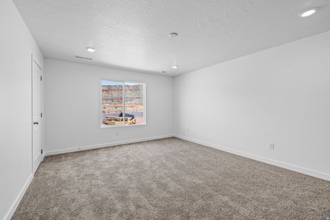 Tiny photo for 2117 S WOLVERINE WAY #2436, Washington, UT 84780 (MLS # 2152613)