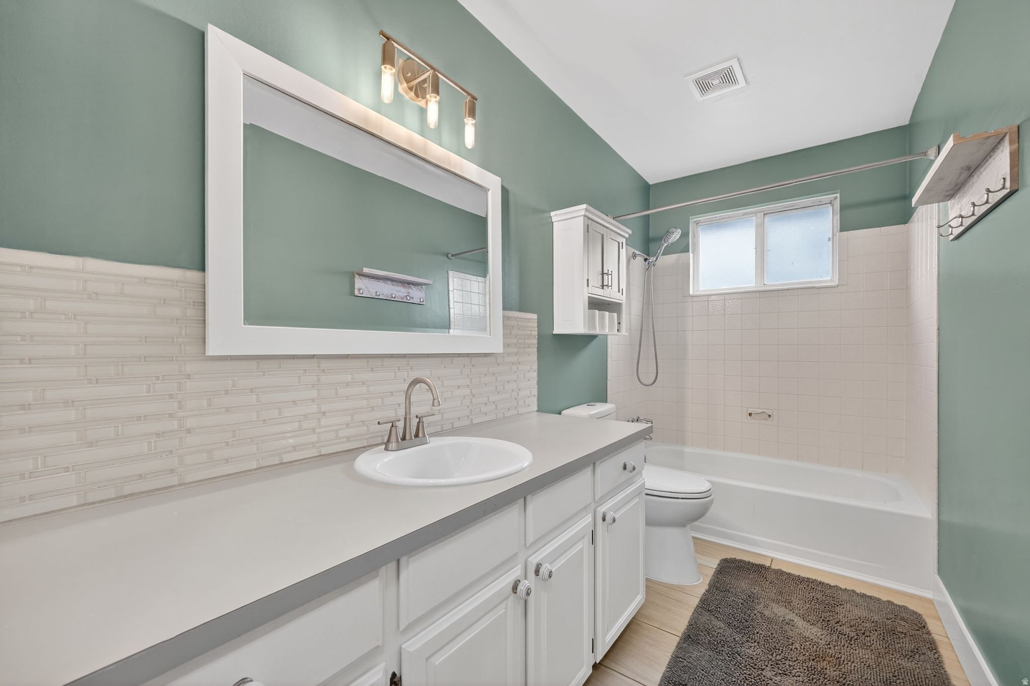 OQUIRRH SHADOWS - Residential