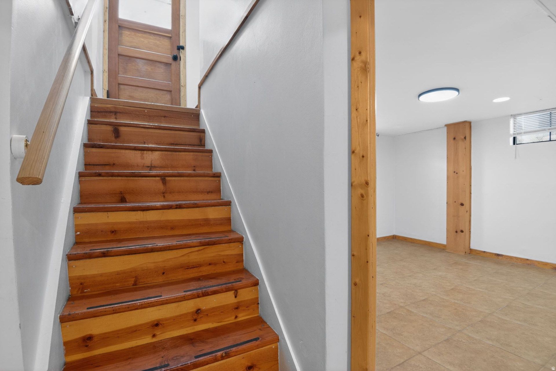 OQUIRRH HILLS NO 4 - Residential