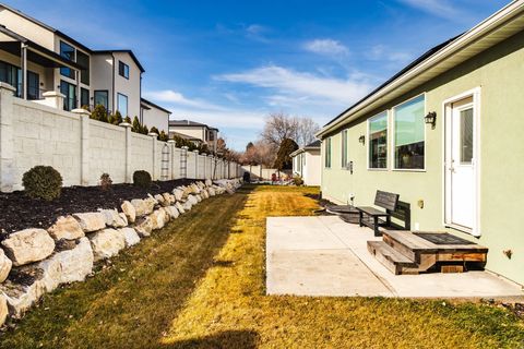 Tiny photo for 594 E SPRUCE GLEN RD, Murray, UT 84107 (MLS # 2136028)