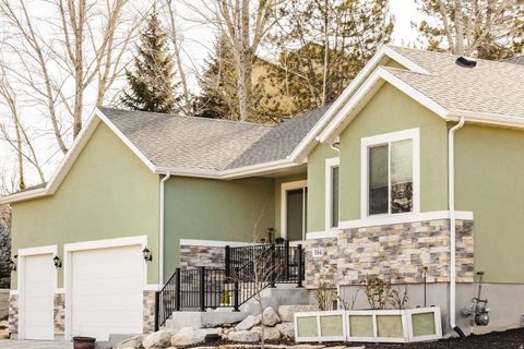 Tiny photo for 594 E SPRUCE GLEN RD, Murray, UT 84107 (MLS # 2136028)
