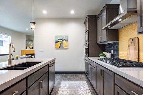 Tiny photo for 594 E SPRUCE GLEN RD, Murray, UT 84107 (MLS # 2136028)