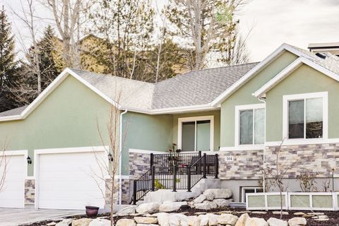 Tiny photo for 594 E SPRUCE GLEN RD, Murray, UT 84107 (MLS # 2136028)