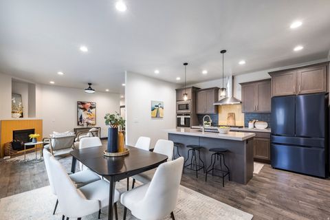 Tiny photo for 594 E SPRUCE GLEN RD, Murray, UT 84107 (MLS # 2136028)