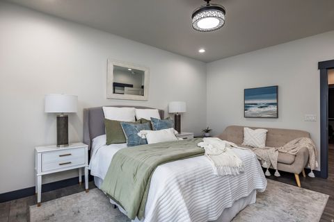 Tiny photo for 594 E SPRUCE GLEN RD, Murray, UT 84107 (MLS # 2136028)