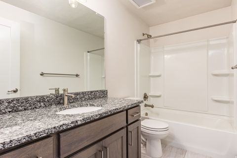 Tiny photo for 594 E SPRUCE GLEN RD, Murray, UT 84107 (MLS # 2136028)