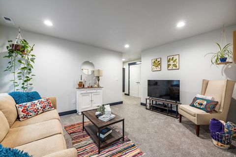 Tiny photo for 594 E SPRUCE GLEN RD, Murray, UT 84107 (MLS # 2136028)