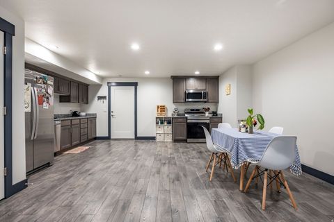 Tiny photo for 594 E SPRUCE GLEN RD, Murray, UT 84107 (MLS # 2136028)