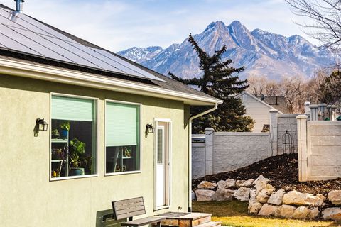 Tiny photo for 594 E SPRUCE GLEN RD, Murray, UT 84107 (MLS # 2136028)