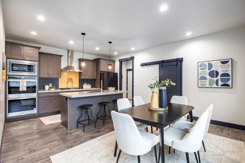 Tiny photo for 594 E SPRUCE GLEN RD, Murray, UT 84107 (MLS # 2136028)