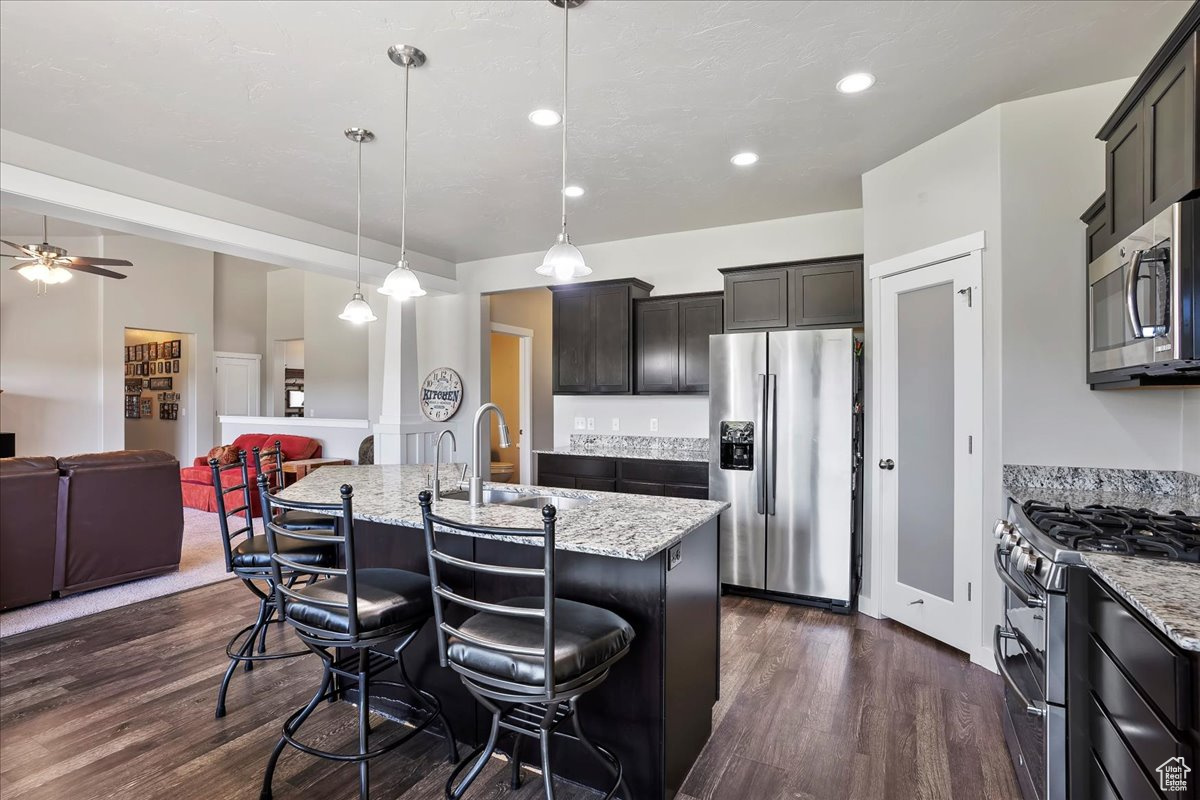 COTTONWOOD COVE - Residential
