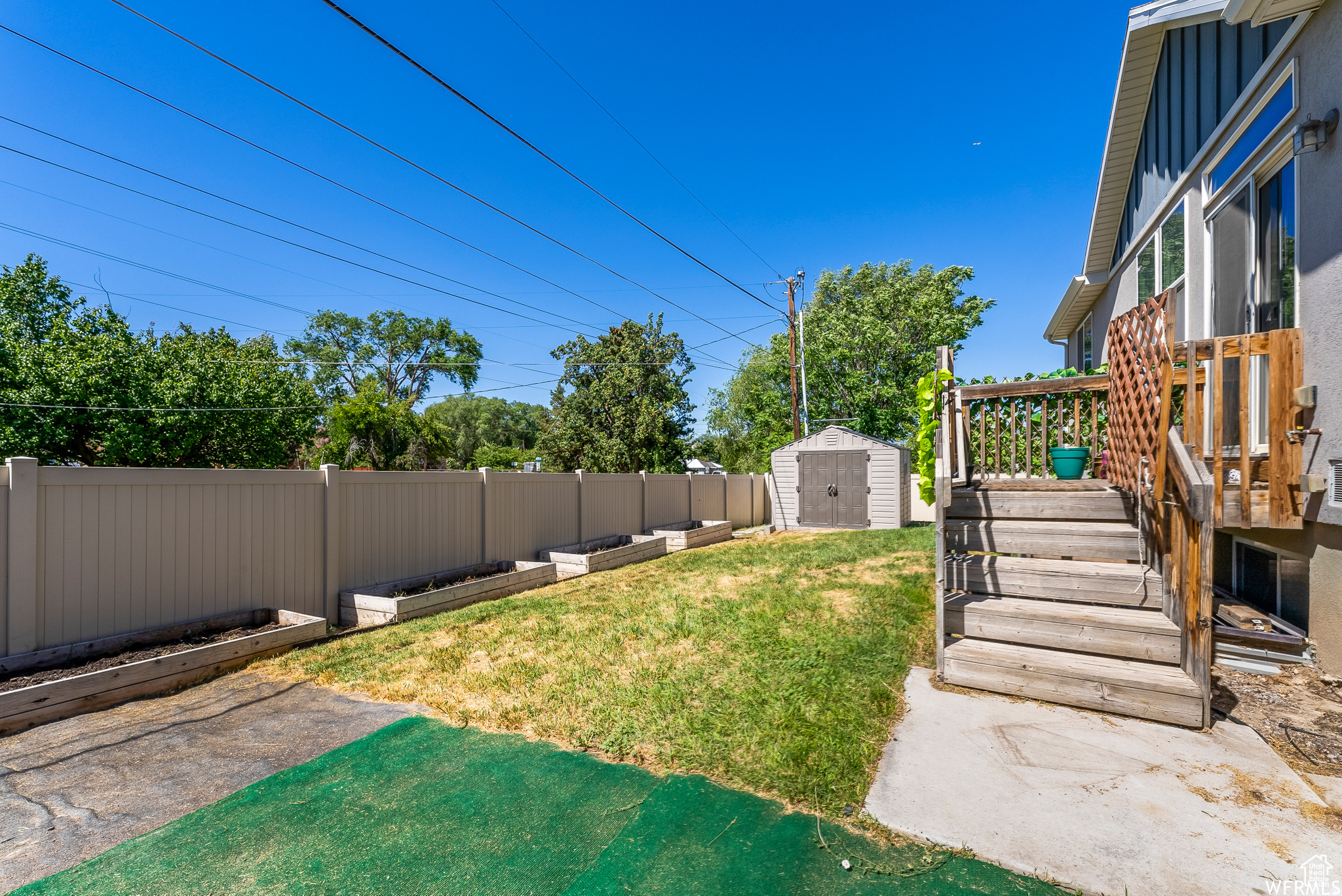 GARDEN GLEN - Residential Lease