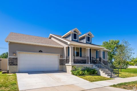 178 E FLICKER DR Sandy UT 84070